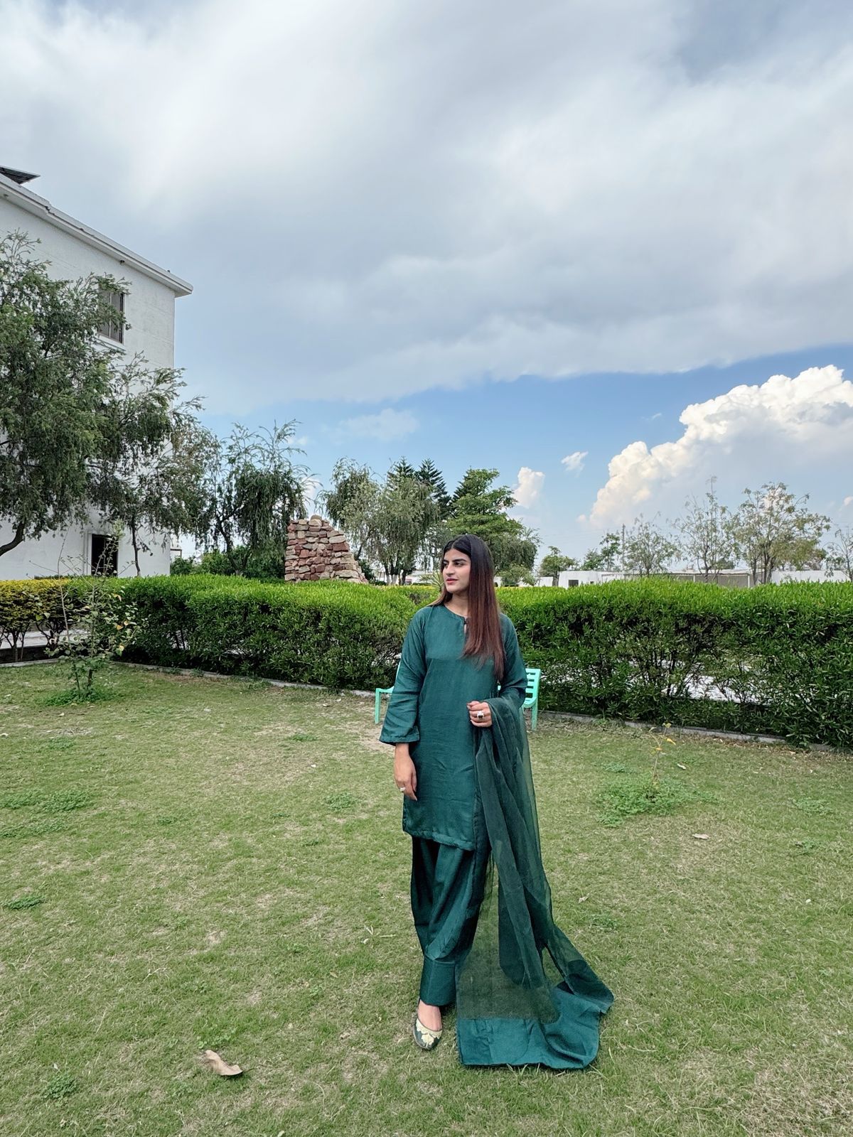 LUSH GREEN