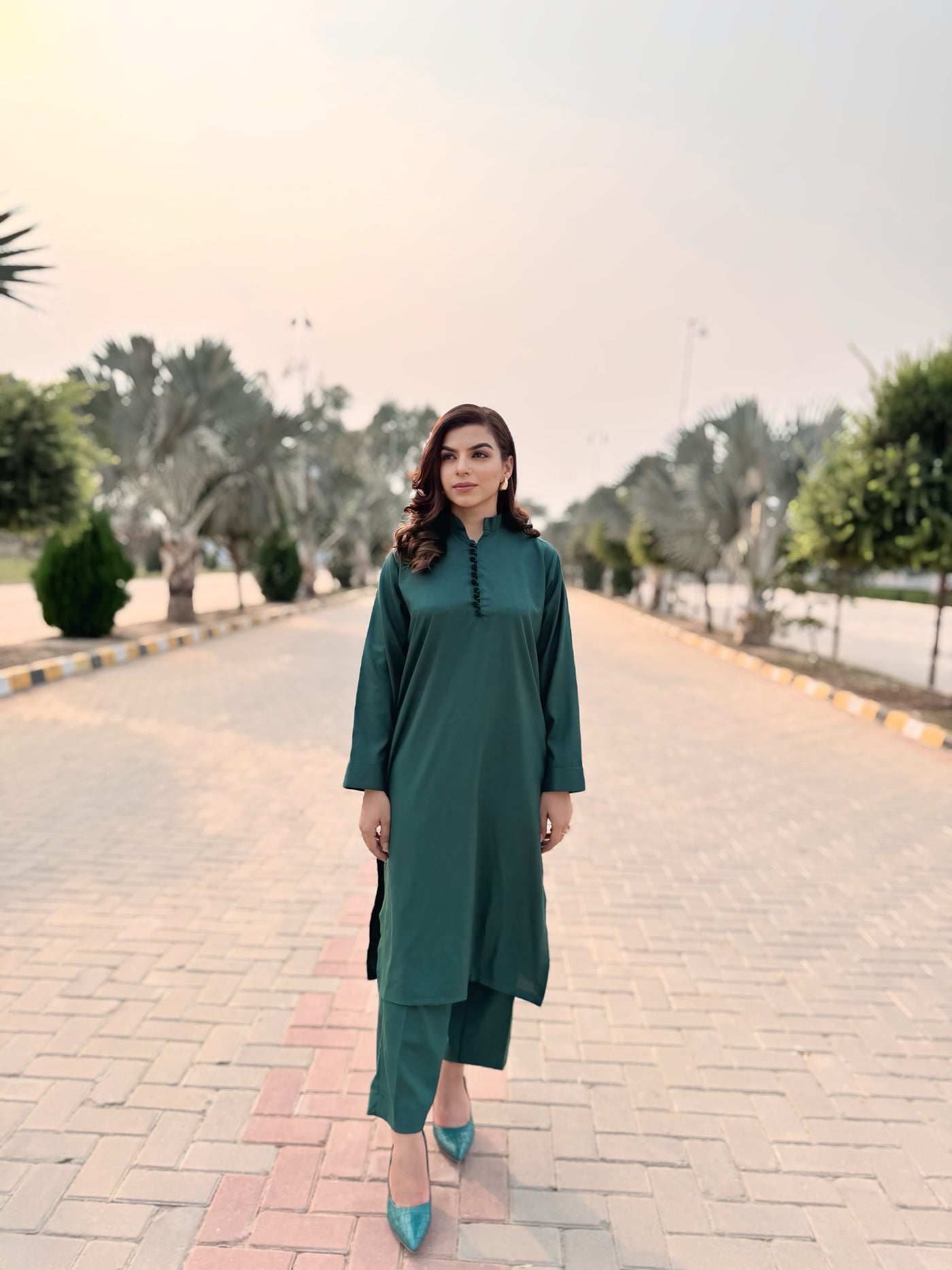 GREEN GLAMOUR