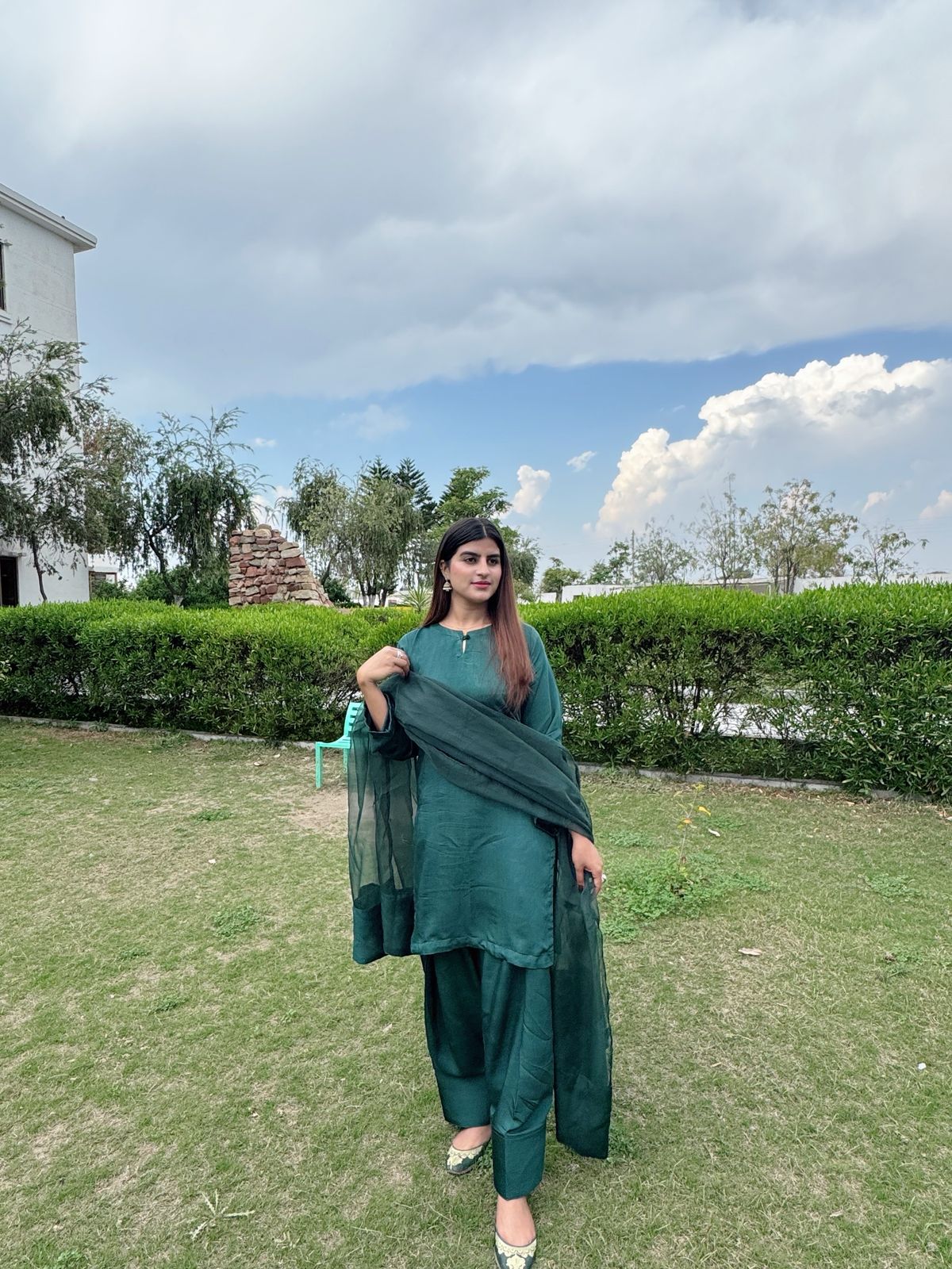 LUSH GREEN