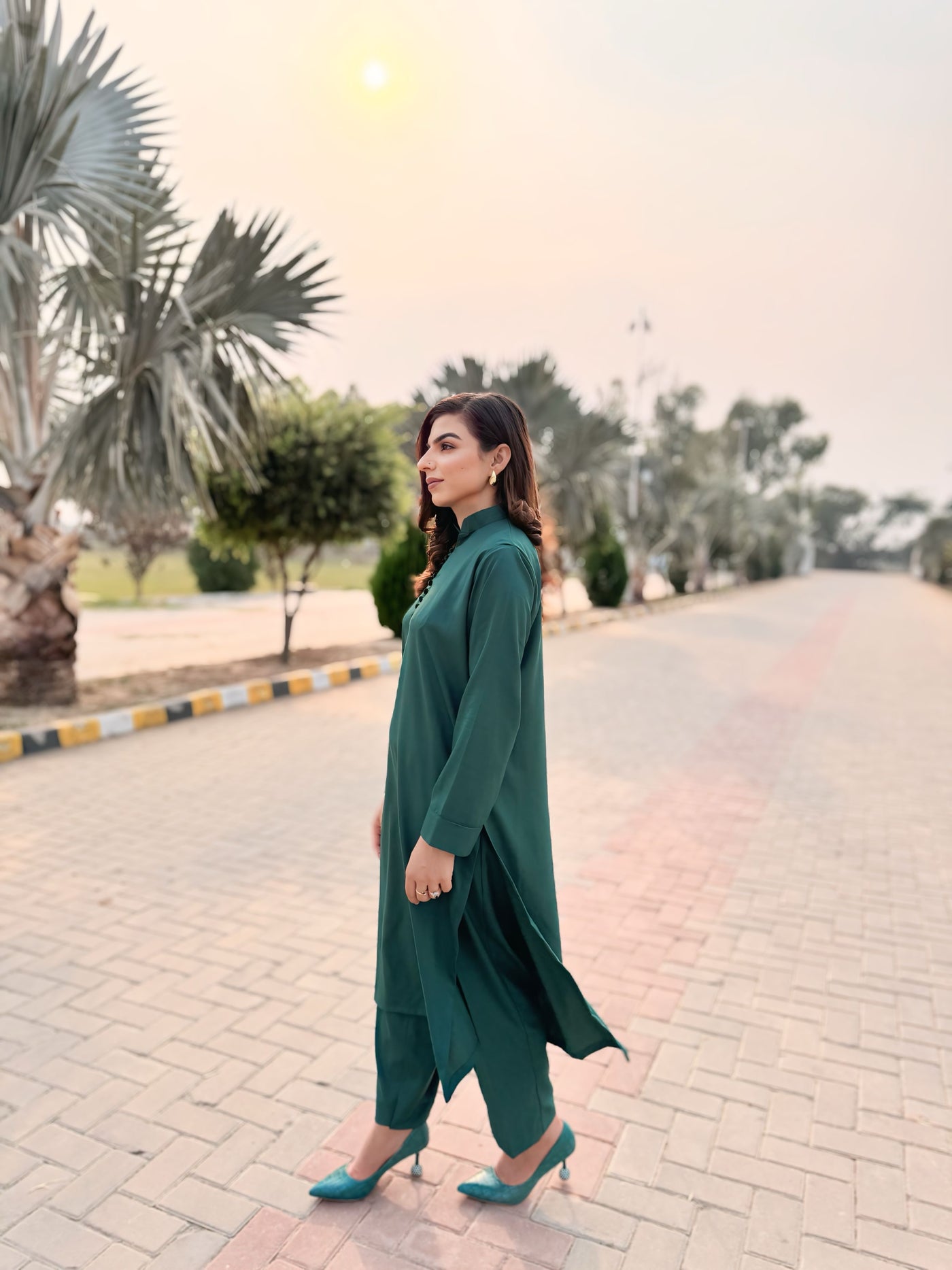 GREEN GLAMOUR